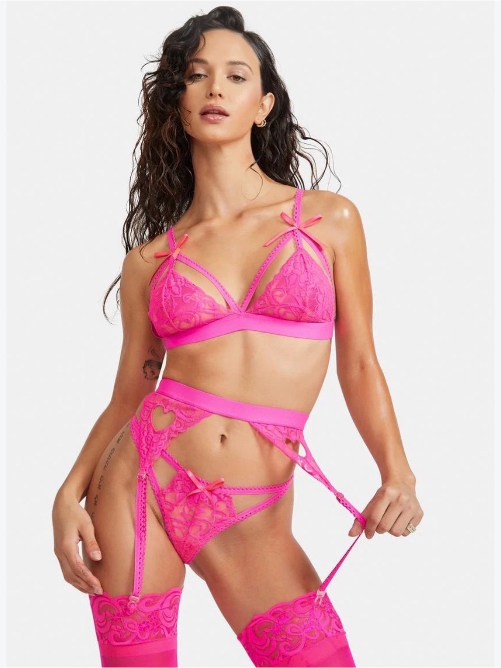 SUGAR TEARIN' UP MY HEART GARTER SET